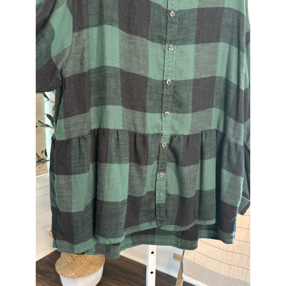 Women's American Eagle Green and Black Plaid Peplum Button Down Shirt, XL - Picture 5 of 5